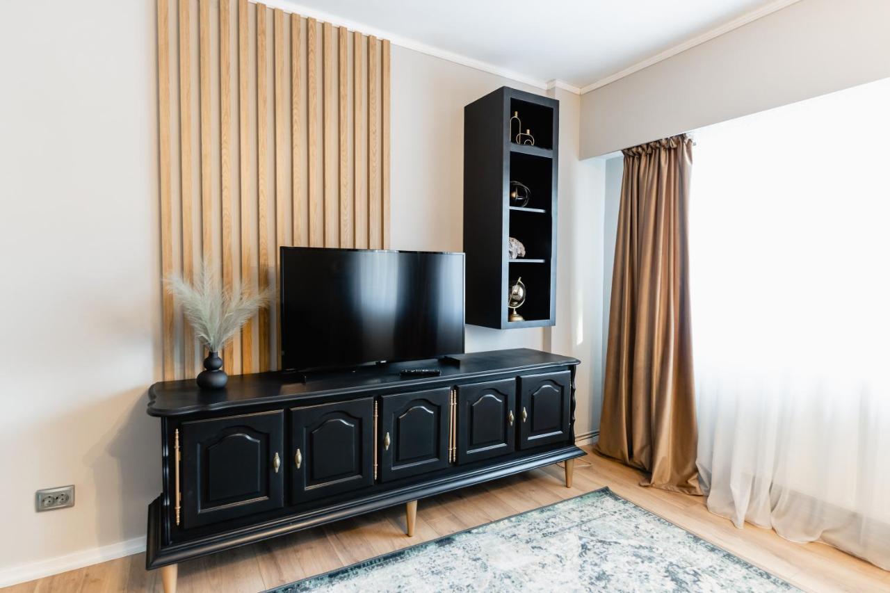 Beautiful And Cozy 2 Bedroom Apartment With Living Room Loft คลูจ-นาโปกา ภายนอก รูปภาพ