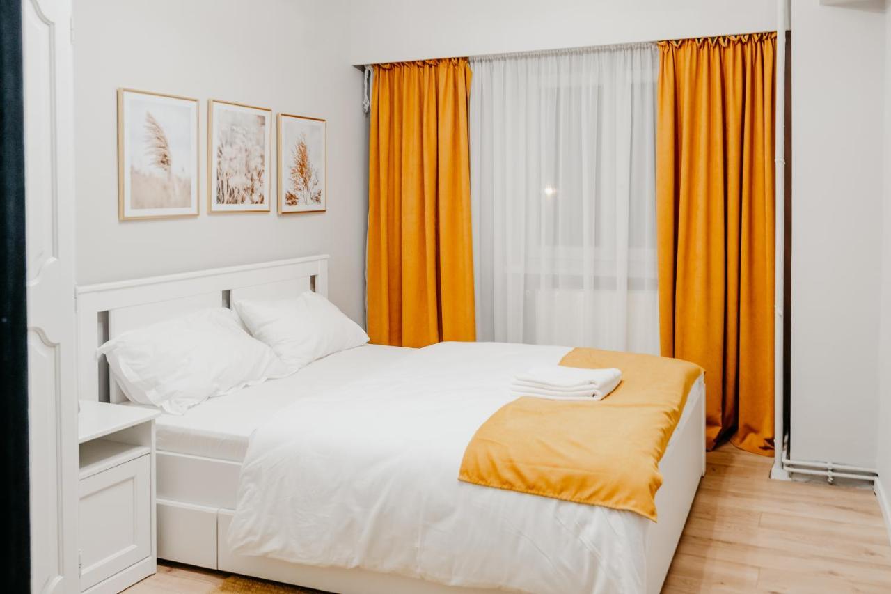 Beautiful And Cozy 2 Bedroom Apartment With Living Room Loft คลูจ-นาโปกา ภายนอก รูปภาพ