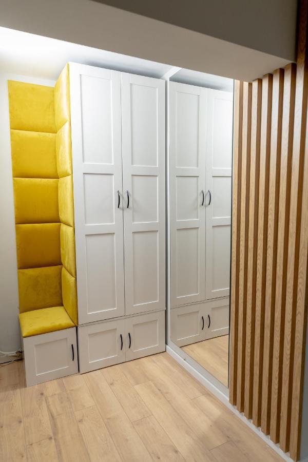 Beautiful And Cozy 2 Bedroom Apartment With Living Room Loft คลูจ-นาโปกา ภายนอก รูปภาพ