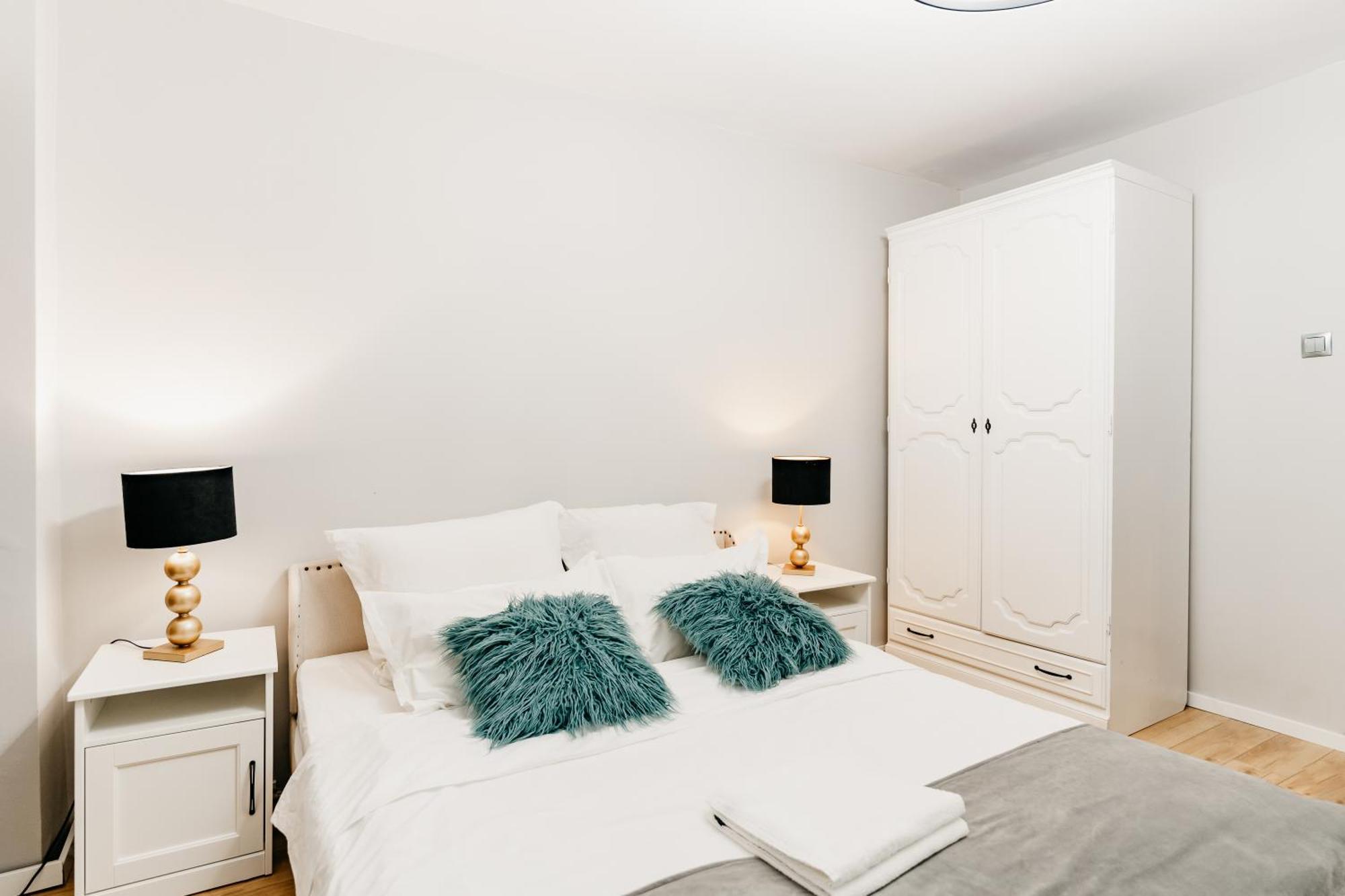 Beautiful And Cozy 2 Bedroom Apartment With Living Room Loft คลูจ-นาโปกา ภายนอก รูปภาพ